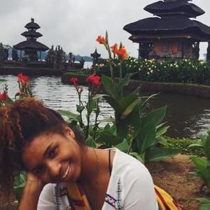 Meet your Posher, Jamilah